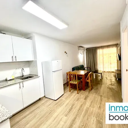 Novelty 3 Salou, Climatizado, Piscina Y Playa Apartament *